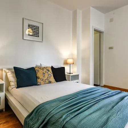 Appartement Lrs 2 In The Centar Of *