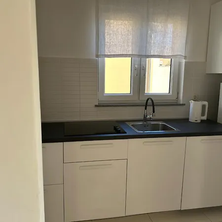 아파트 Lrs 2 In The Centar Of