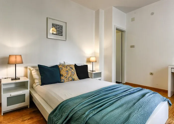 Appartement Lrs 2 In The Centar Of *