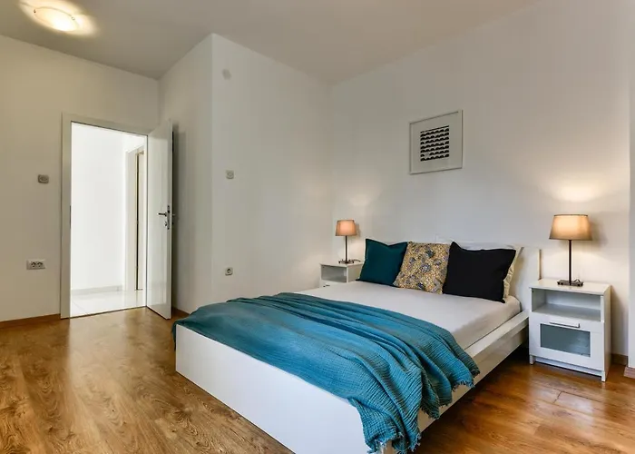 Lrs 2 In The Centar Of Appartement *