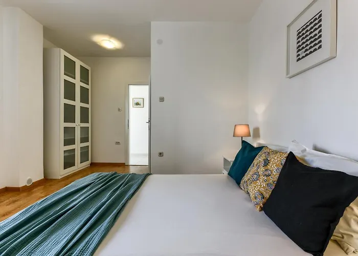 Lrs 2 In The Centar Of Appartement